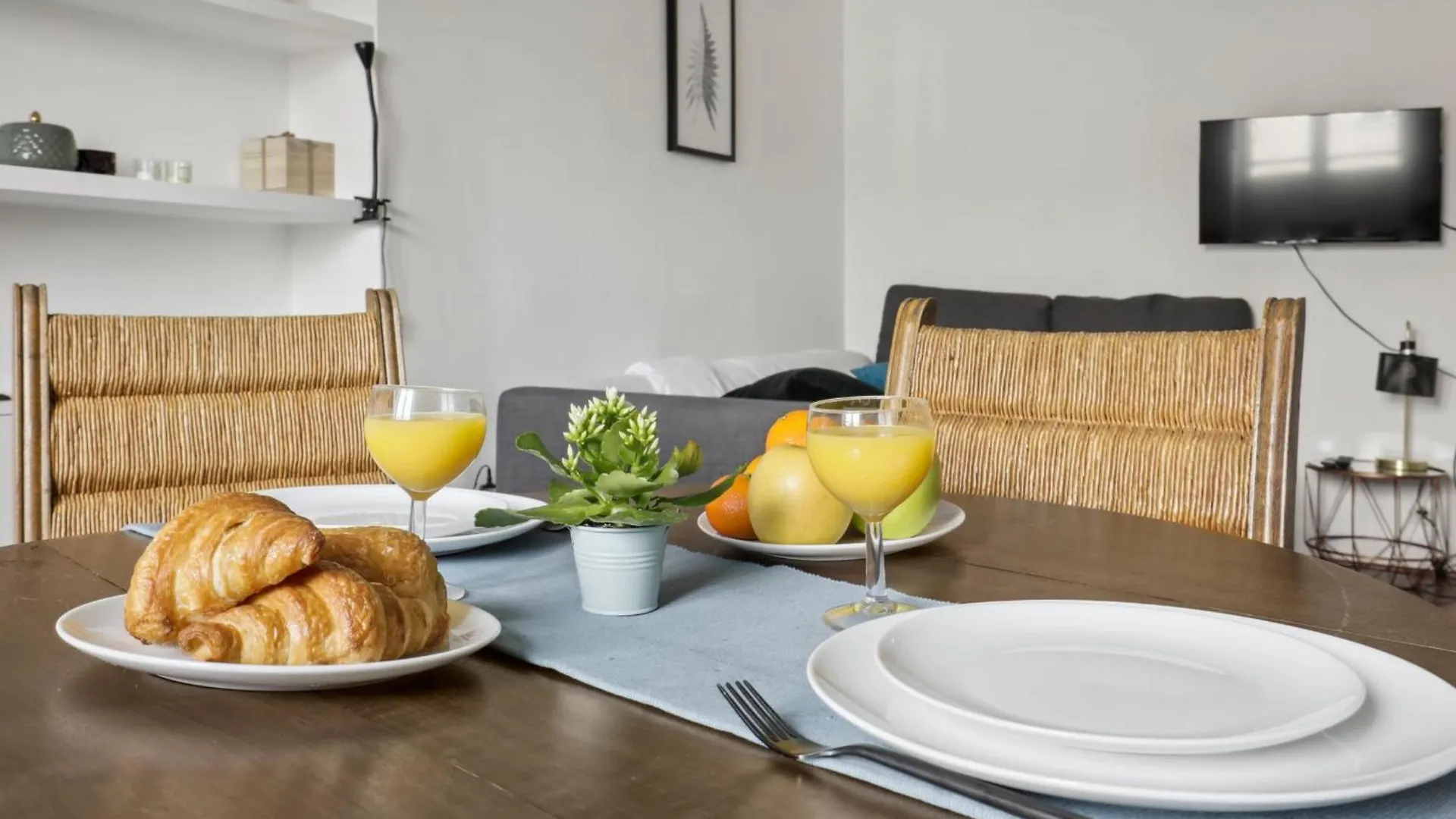 Apartment Studio Place Des Vosges - Cityapartmentstay Paris